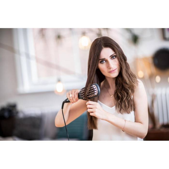 BROSSE LISSANTE IONIQUE REMINGTON CB7400 - NOIR